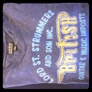 Lucky Brand men’s long sleeve t-shirt (XL)